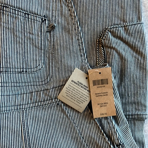 NWT Duluth Trading Co Rootstock Gardening Overalls size small length 31” - Picture 3 of 6